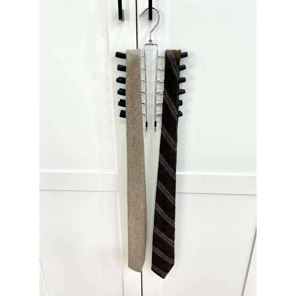 Vintage Men's Wool Blend Tie Lot (2) Ties with Non-Slip Chrome Tie Hanger Rack - Picture 6 of 8